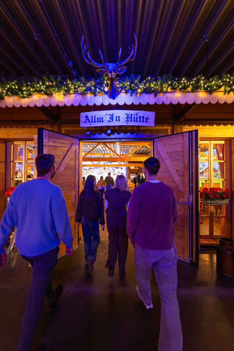 Allm in Hütte bei All in Echt